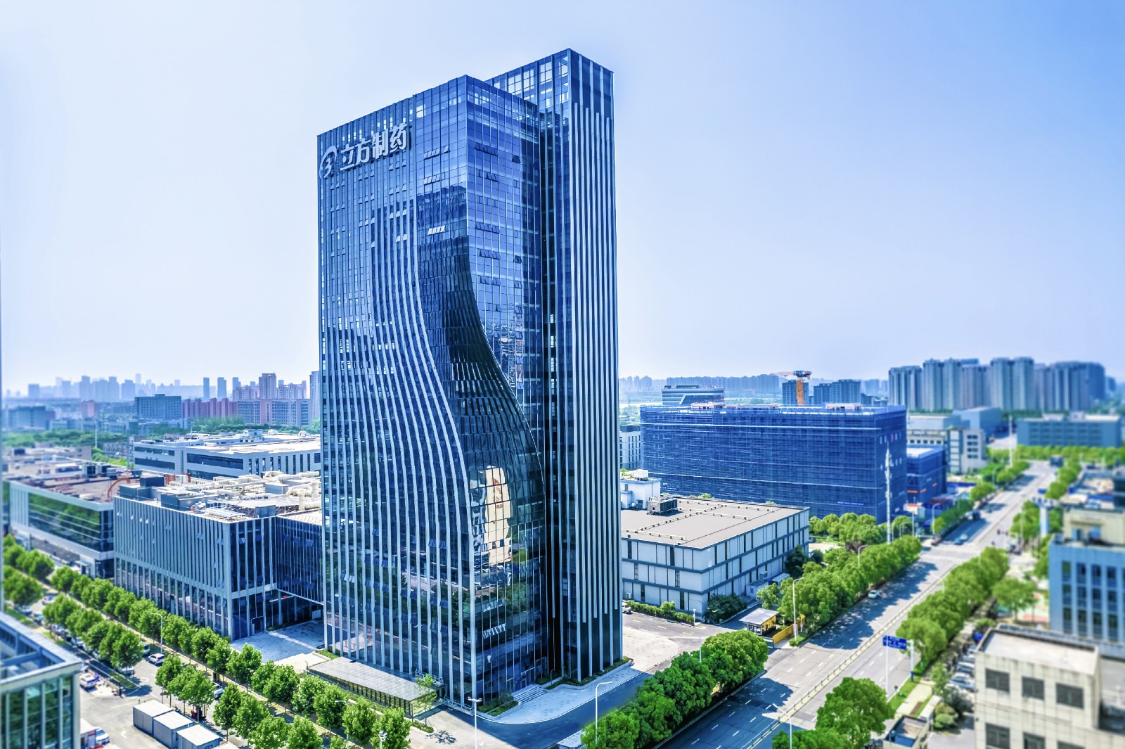 1778486109191249.jpg 科研综合楼-侧面.jpg